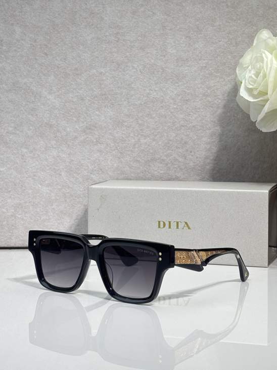 Picture of Prada Sunglasses _SKUfw79759518fw